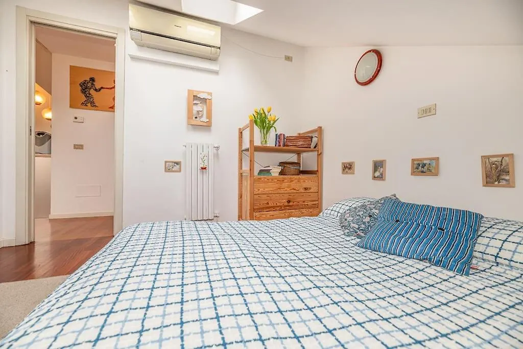 The Colorful Nest Apartment Milan